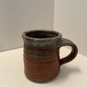 Vtg Studio‎ Art Pottery Mug Earth Tones 3.5”